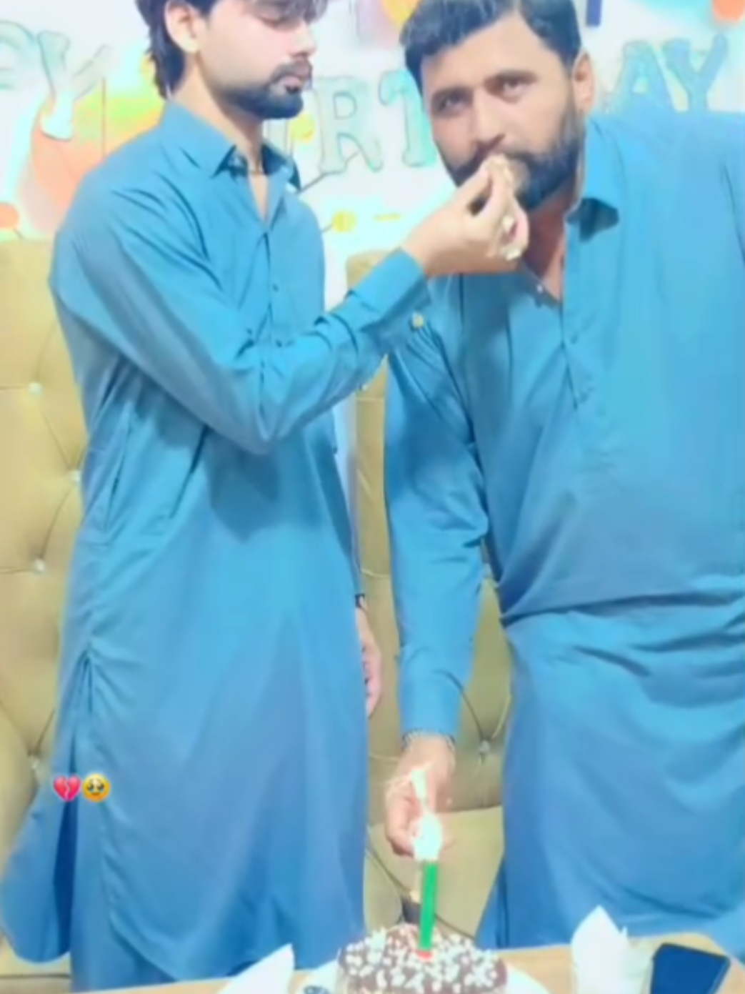 @vicky Khan🖤💗 Khan Baba 💔🤘