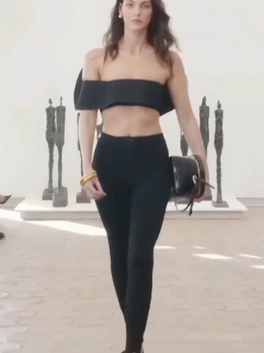 @Fashion Noir