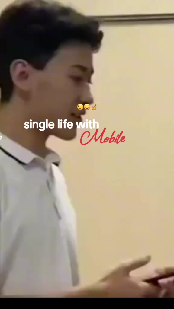 @(°_°)