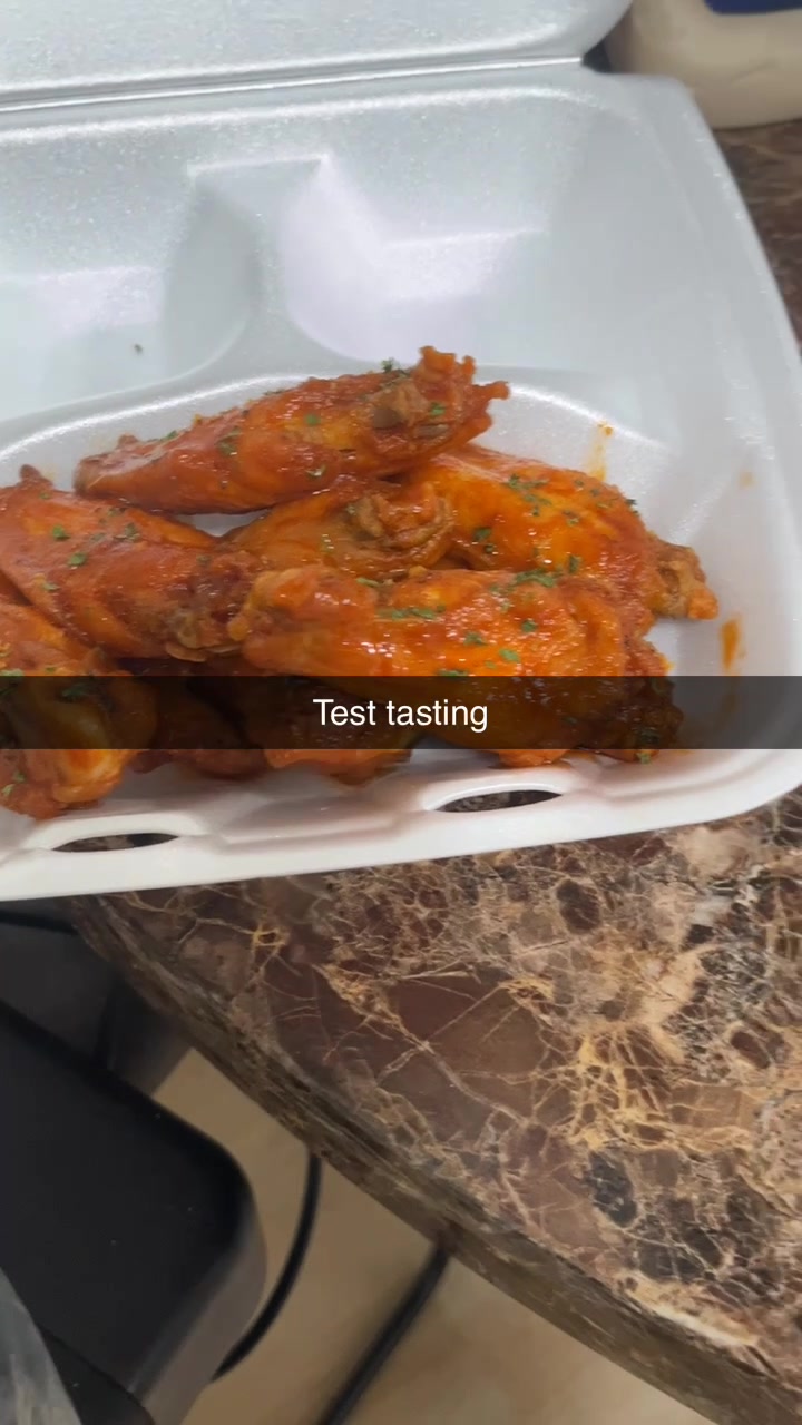 @KD Exotic Wingz N&rsquo; Tingz