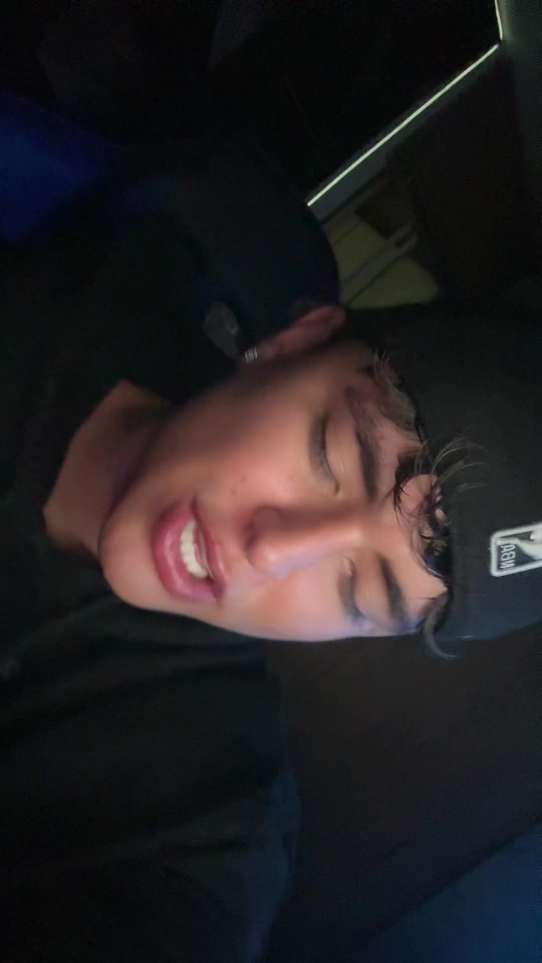 @Elmarquezzz_o