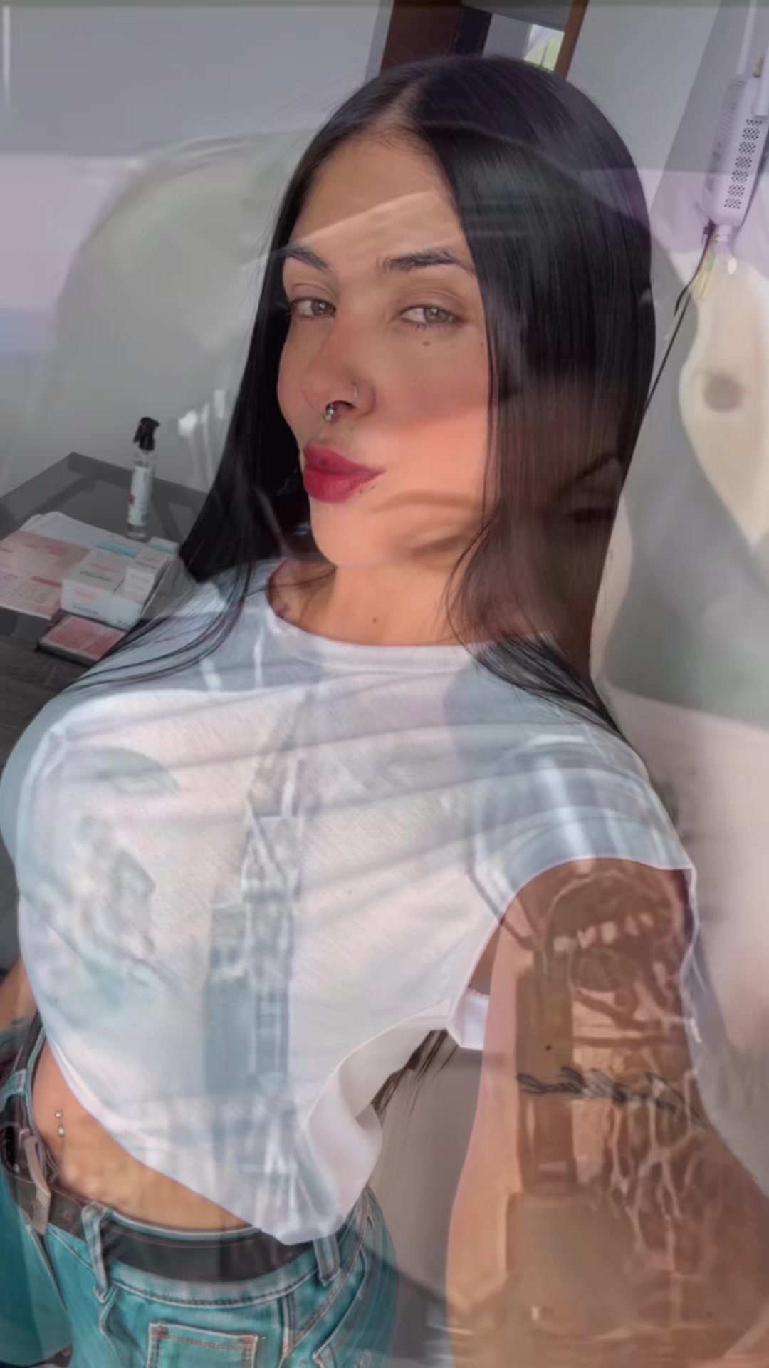 @💣Ángela Vivi