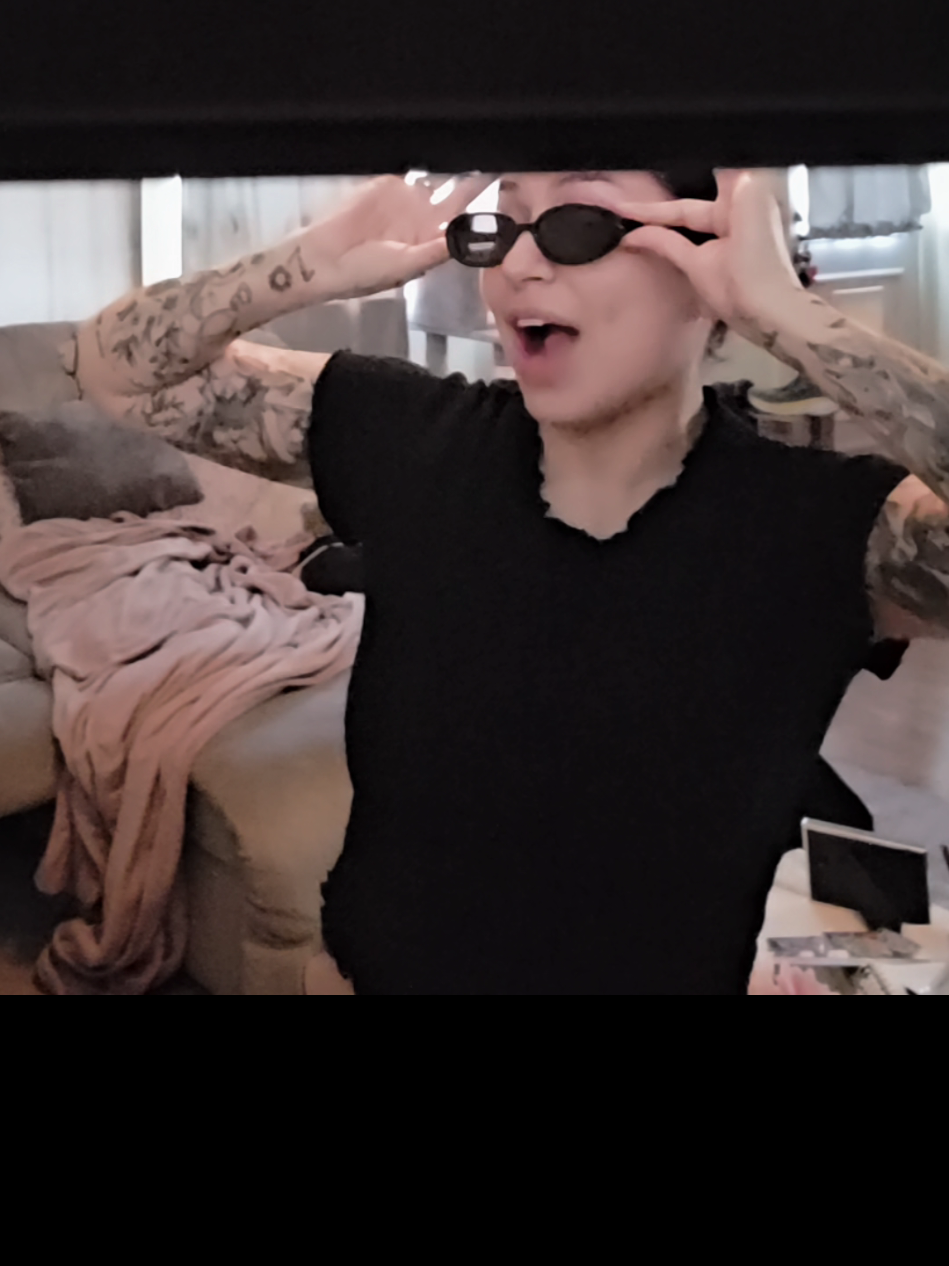 @karina