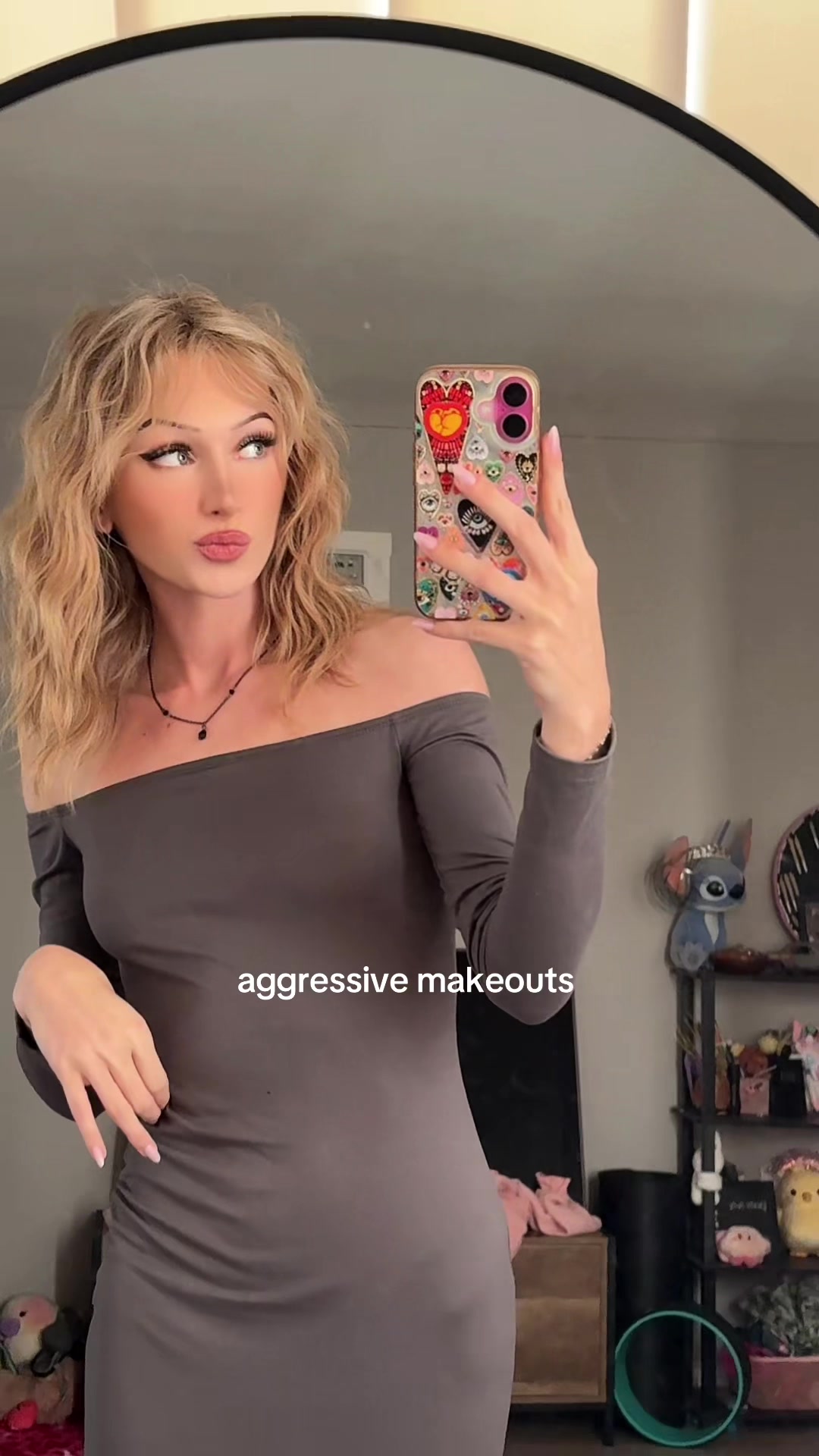 @Chloe