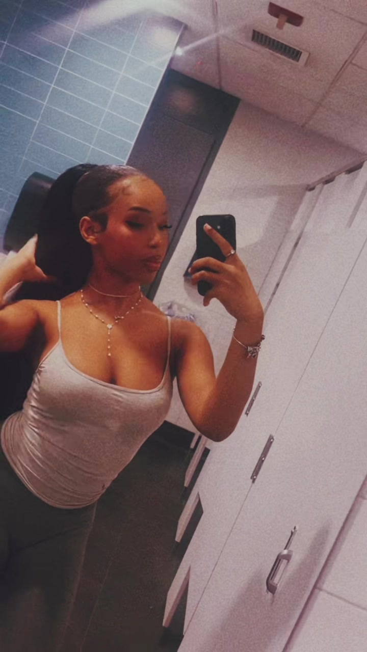@manii🎀.