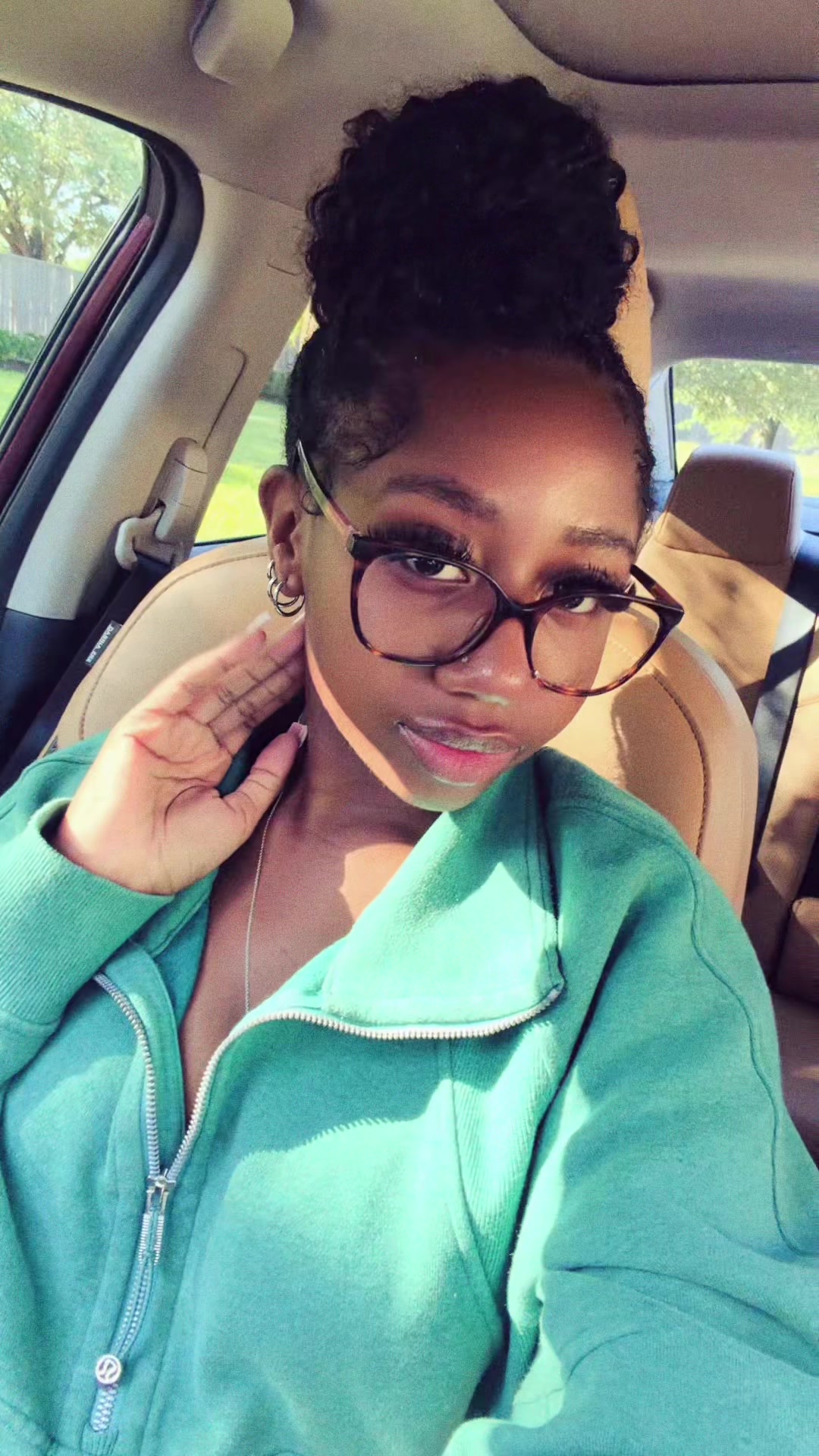 @Riahh
