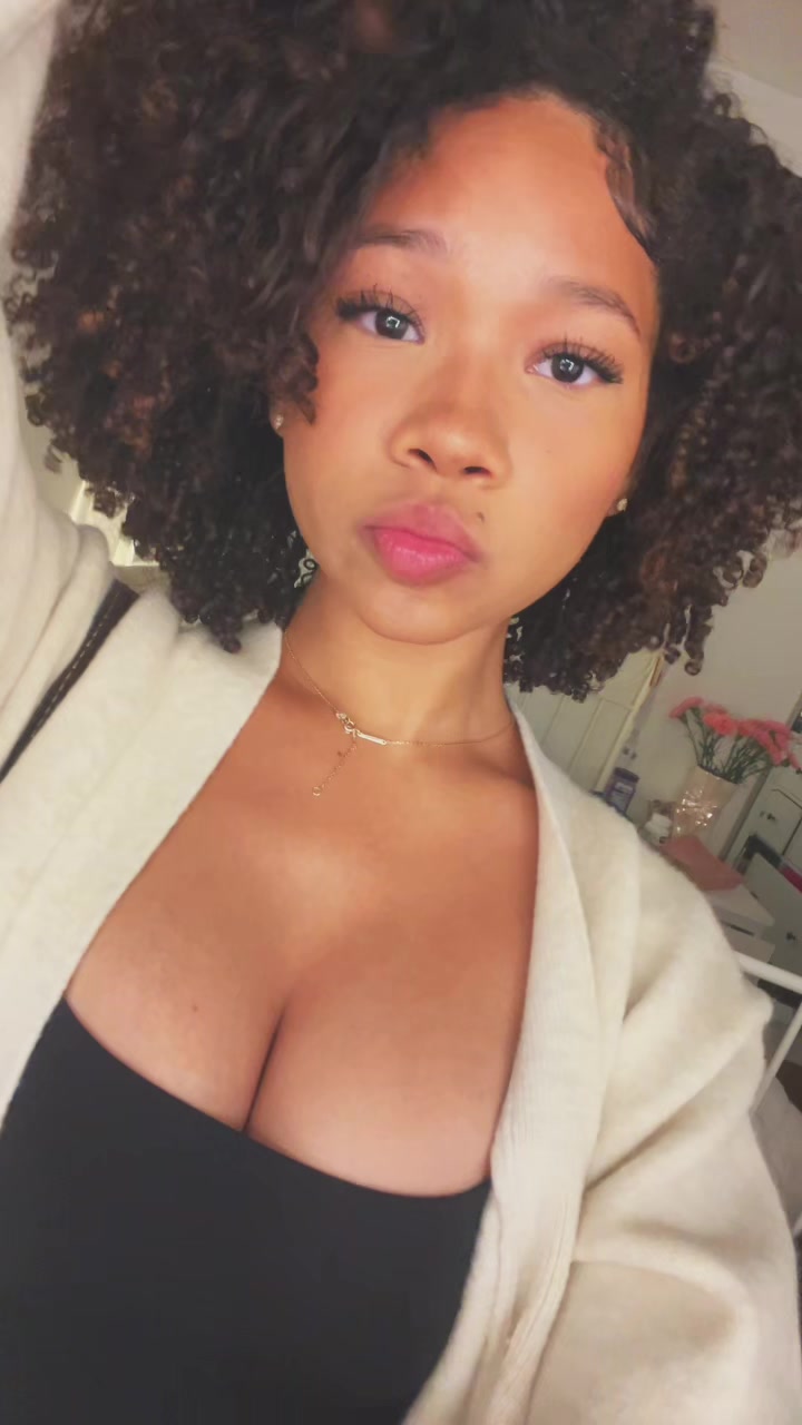 @anayah 🧏🏽&zwj;♀️