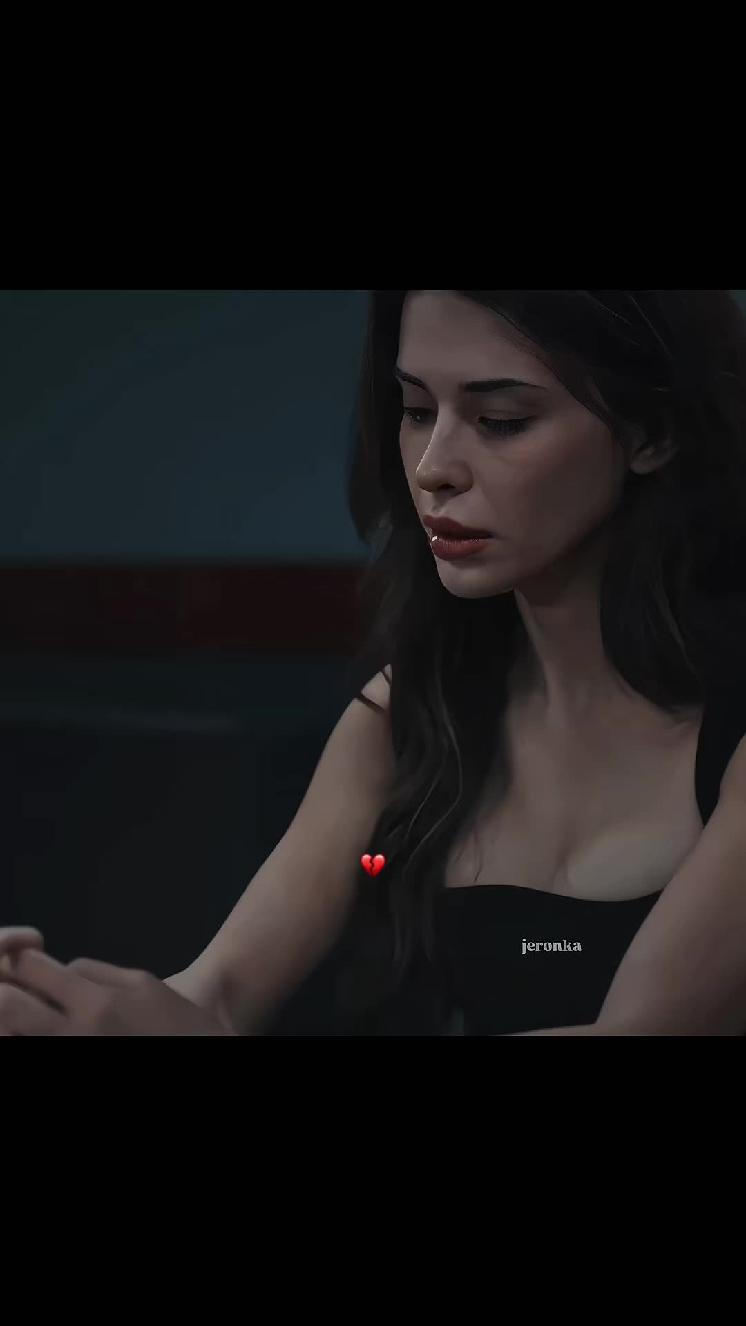 @🖤