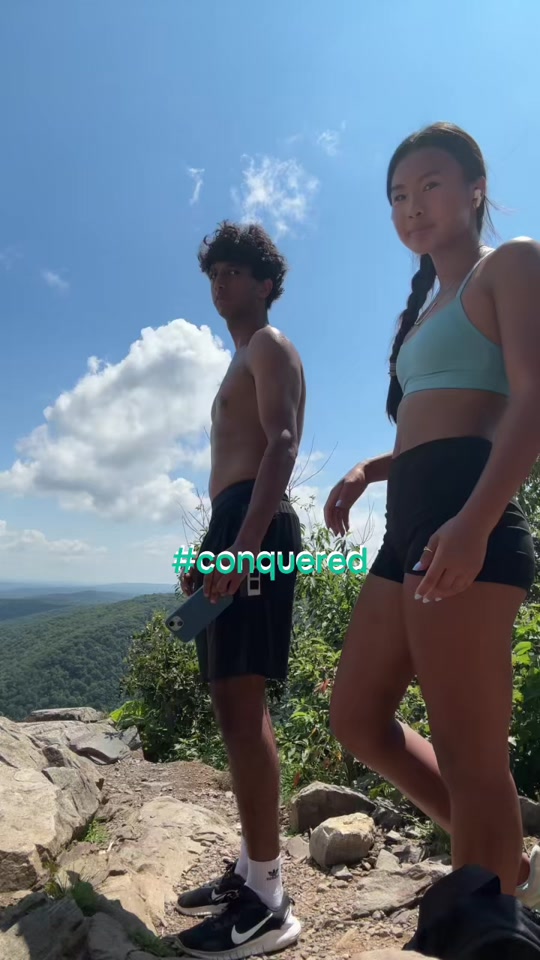 @bella
