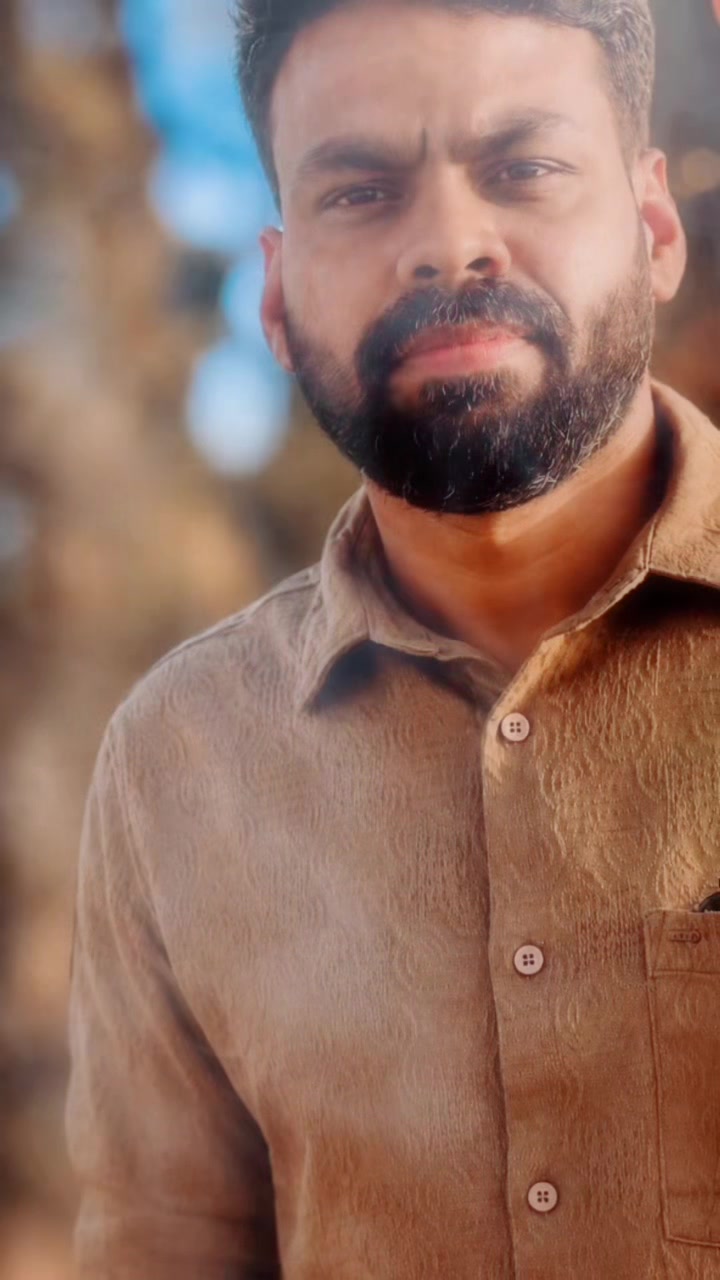 @പ്രണയം ചുവപ്പിനോട്❤️❤️🚩🚩