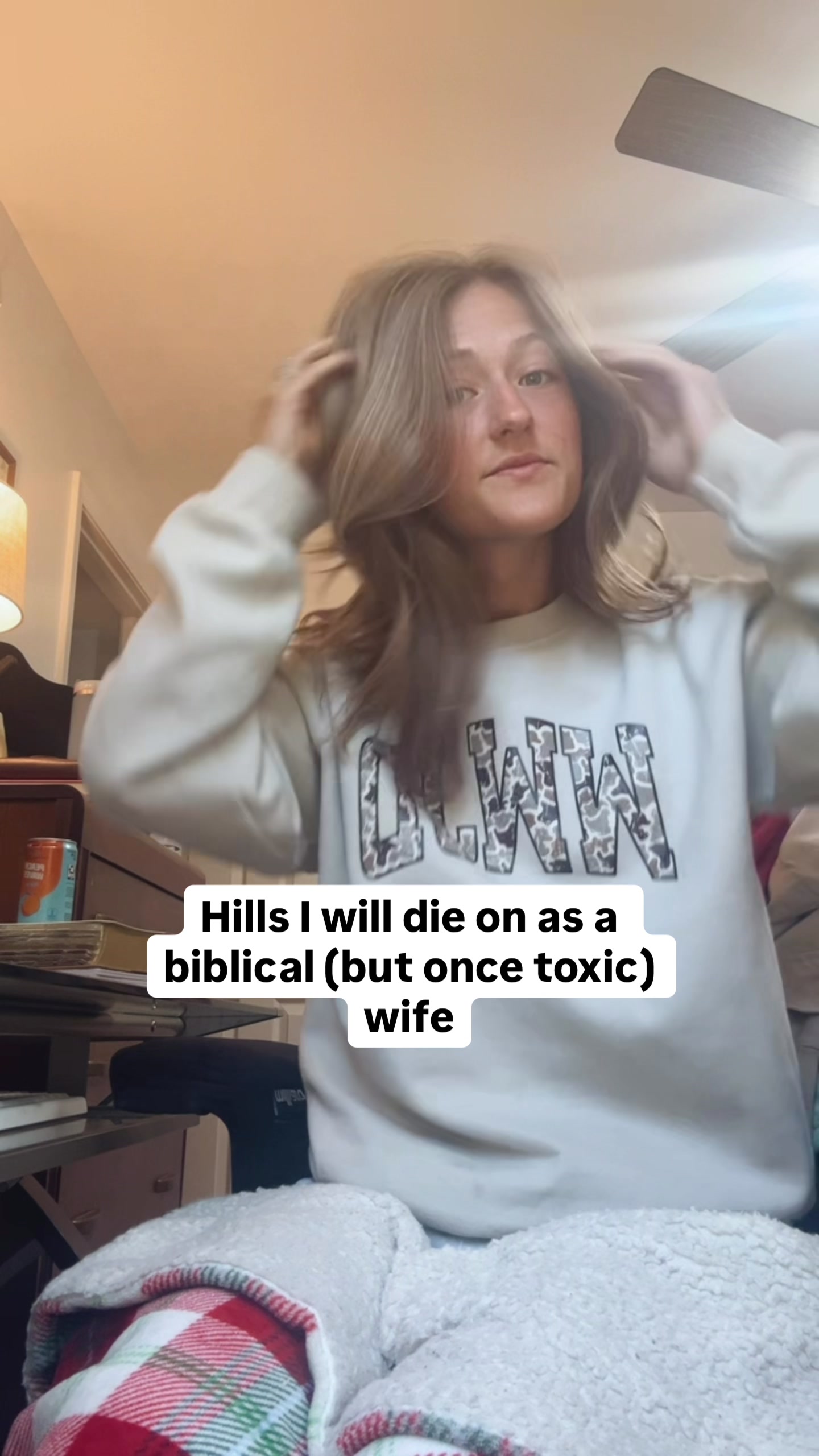 @itselloraallen