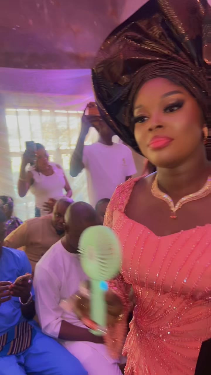 @AKURE MAKEUP,LASH&BROW ARTIST
