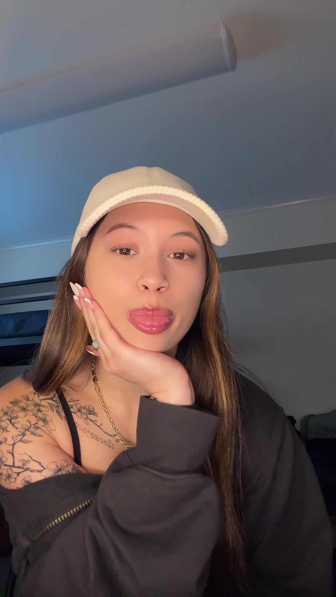@Ayla🤍🤍