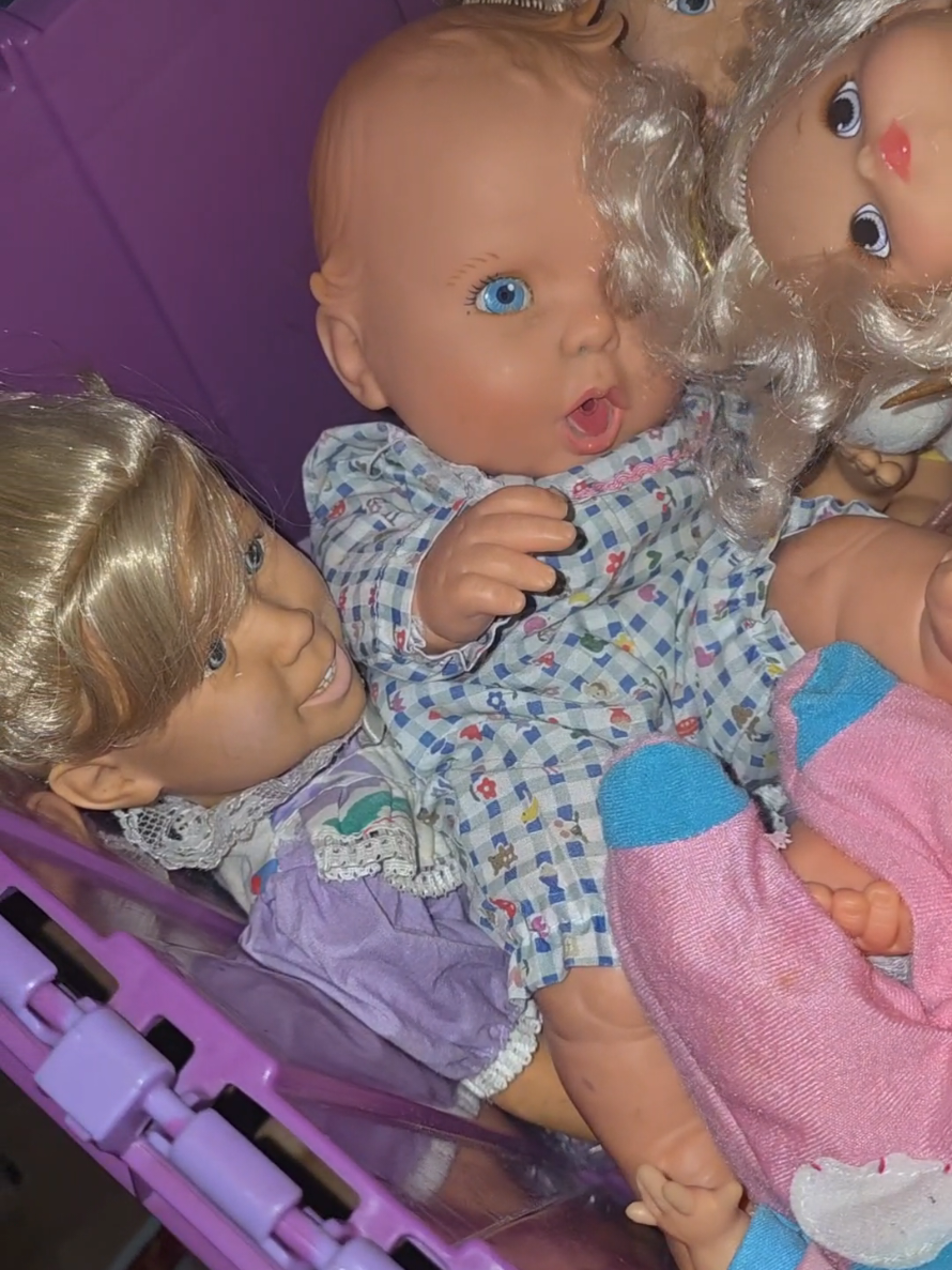 @Syls the doll lady ๐
