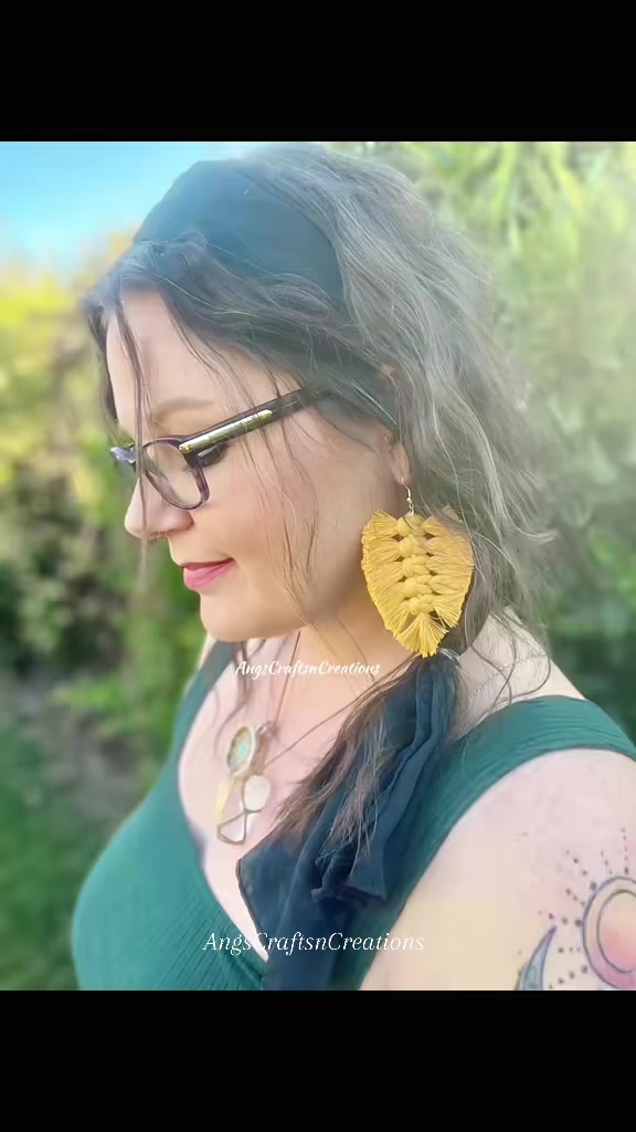 @AngsCraftsnCreations• Macrame