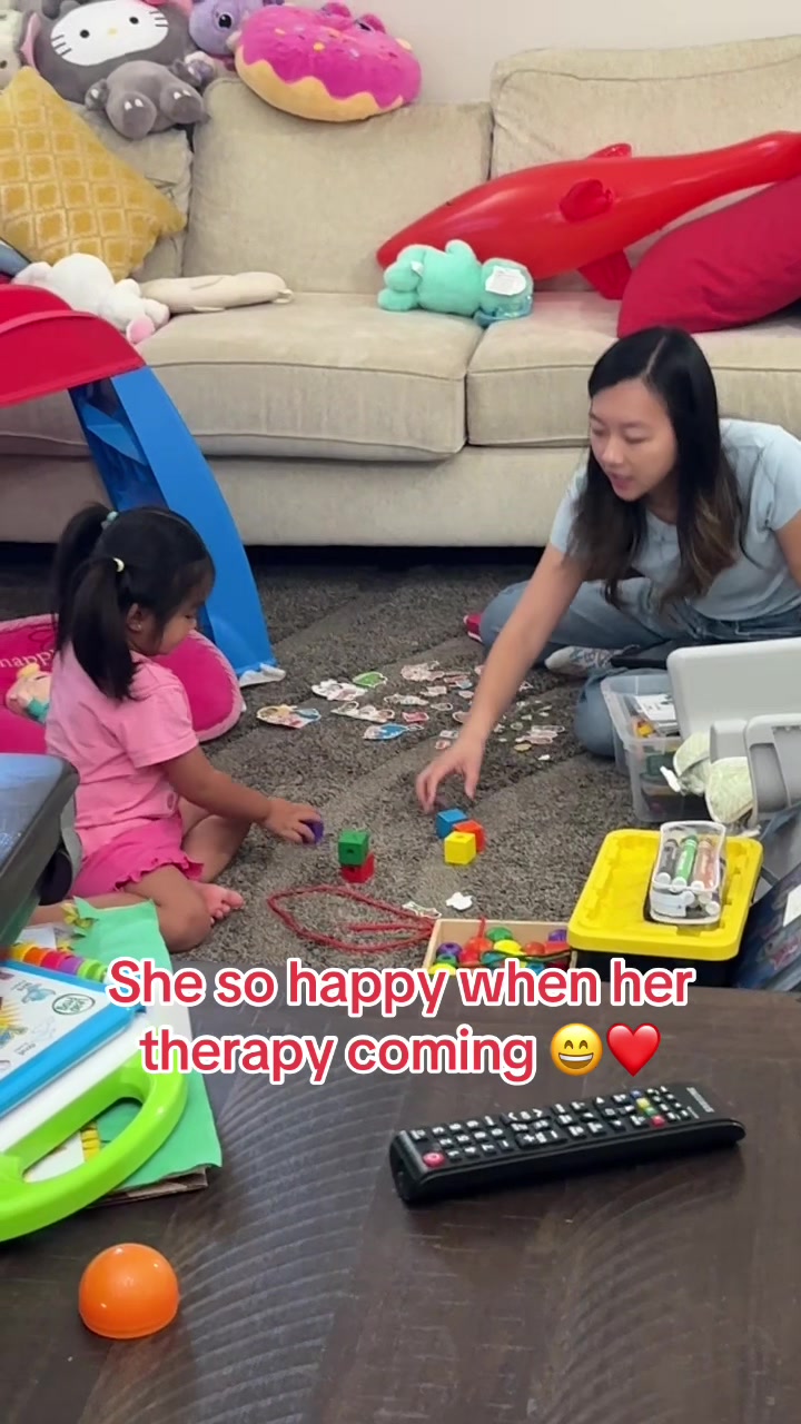 @Ellen Ellie 🇺🇸🇰🇭