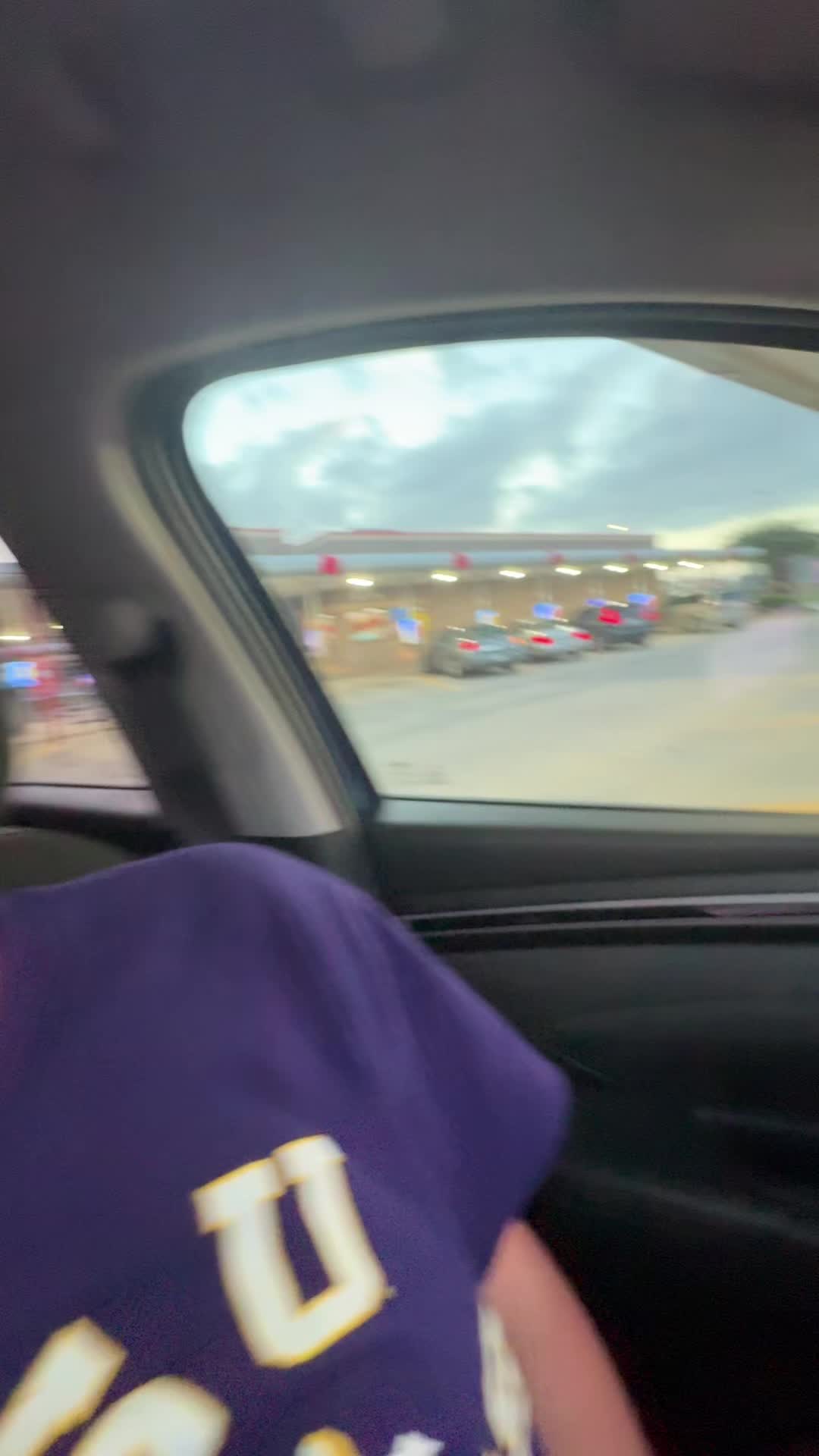 @🙈