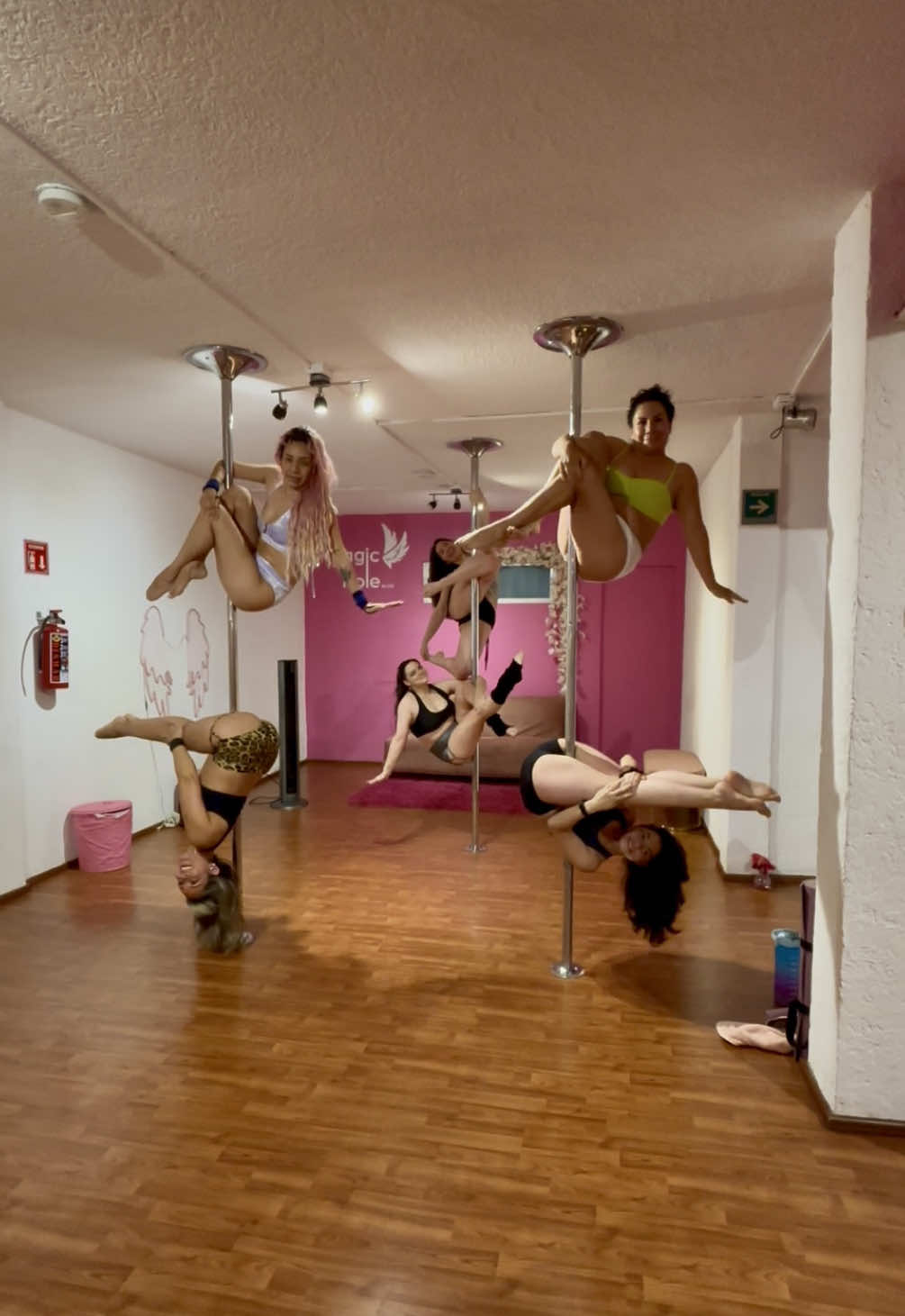 @Magic Pole by CG