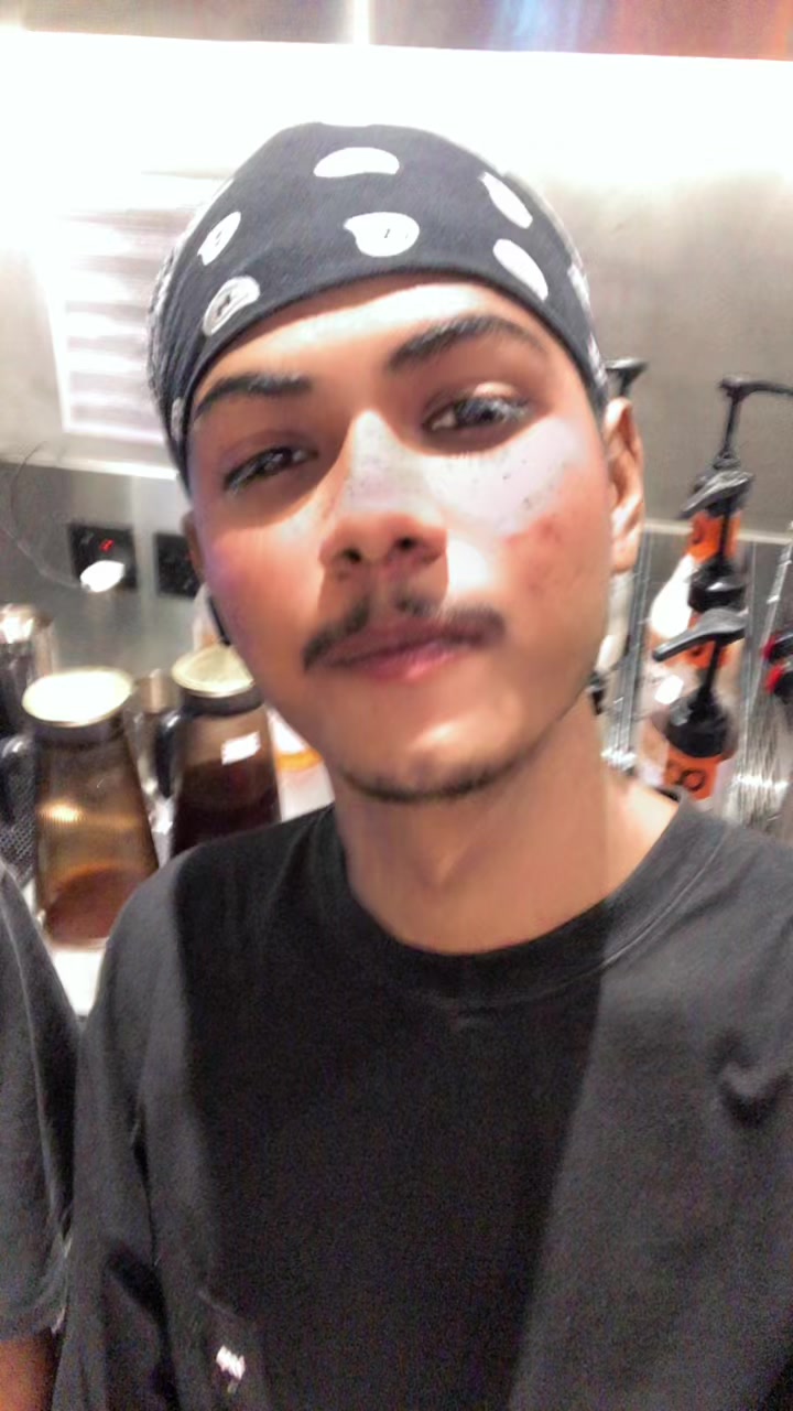 @Nikku 🥀
