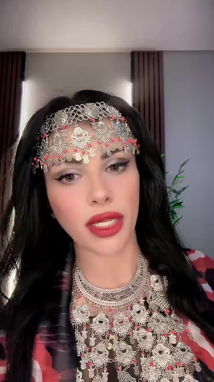 @Farah alkhawlani🇾🇪