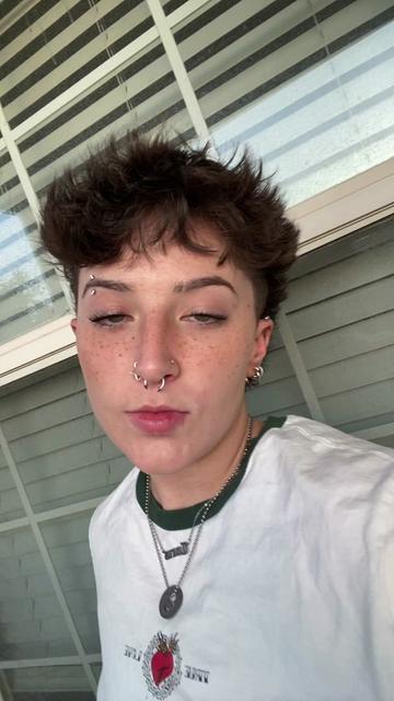 @kyraaa