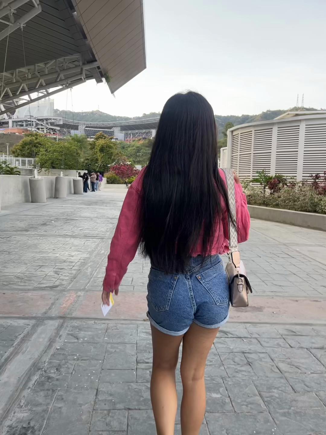 @𝐚𝐧𝐚𝐢𝐬