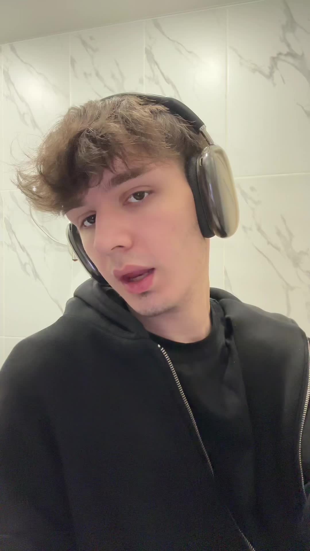 @🤍