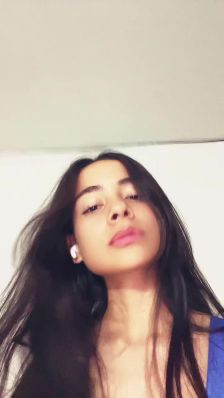 @Dey_