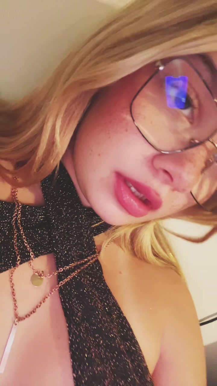 @🧸