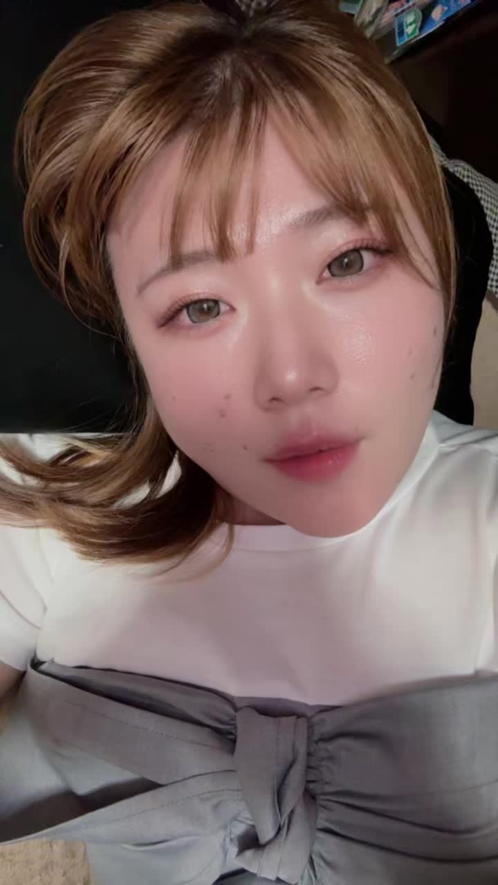 @ゆい ᙏ̤̫