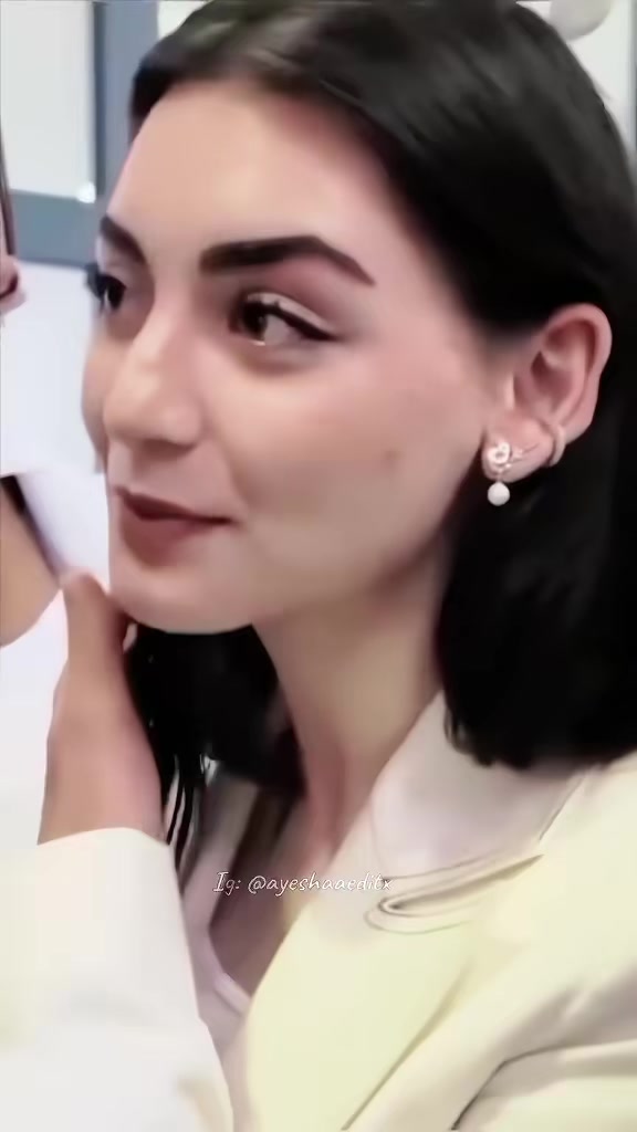 @🇹🇷 𝗢𝘇𝗴𝗲 𝗧&ouml;𝗿𝗲𝗿 💘