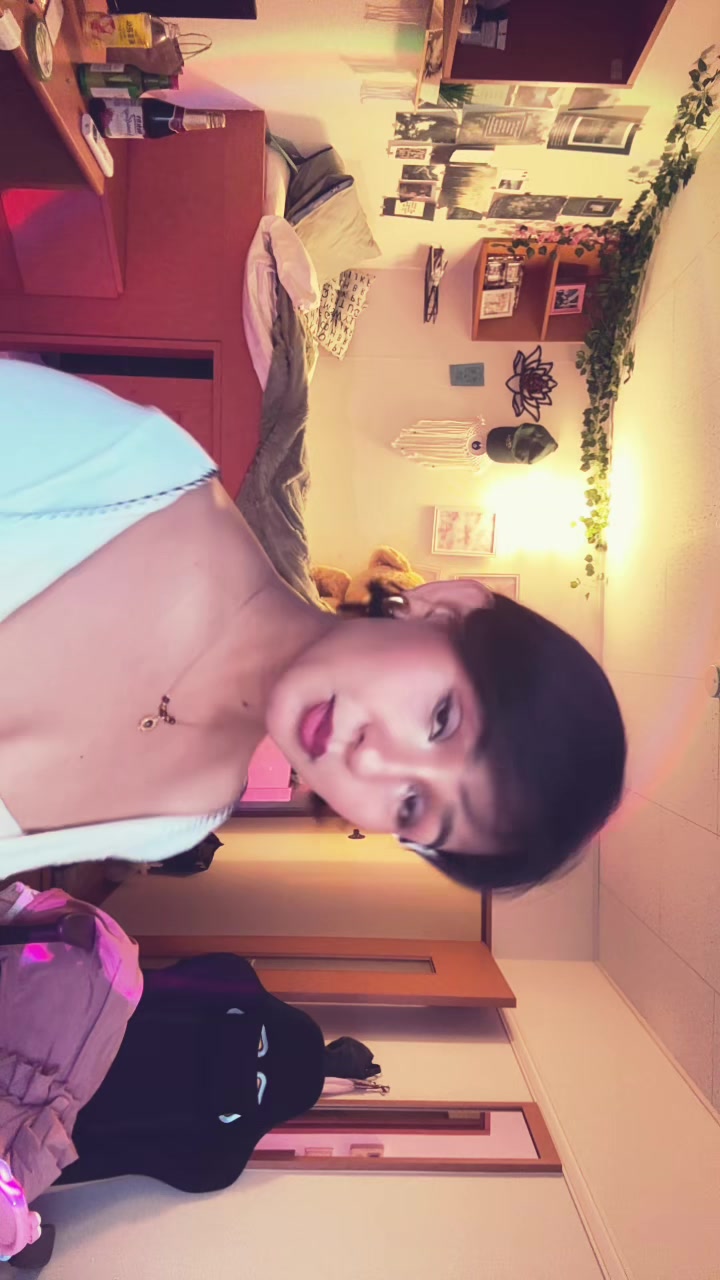 @ALINA🌸