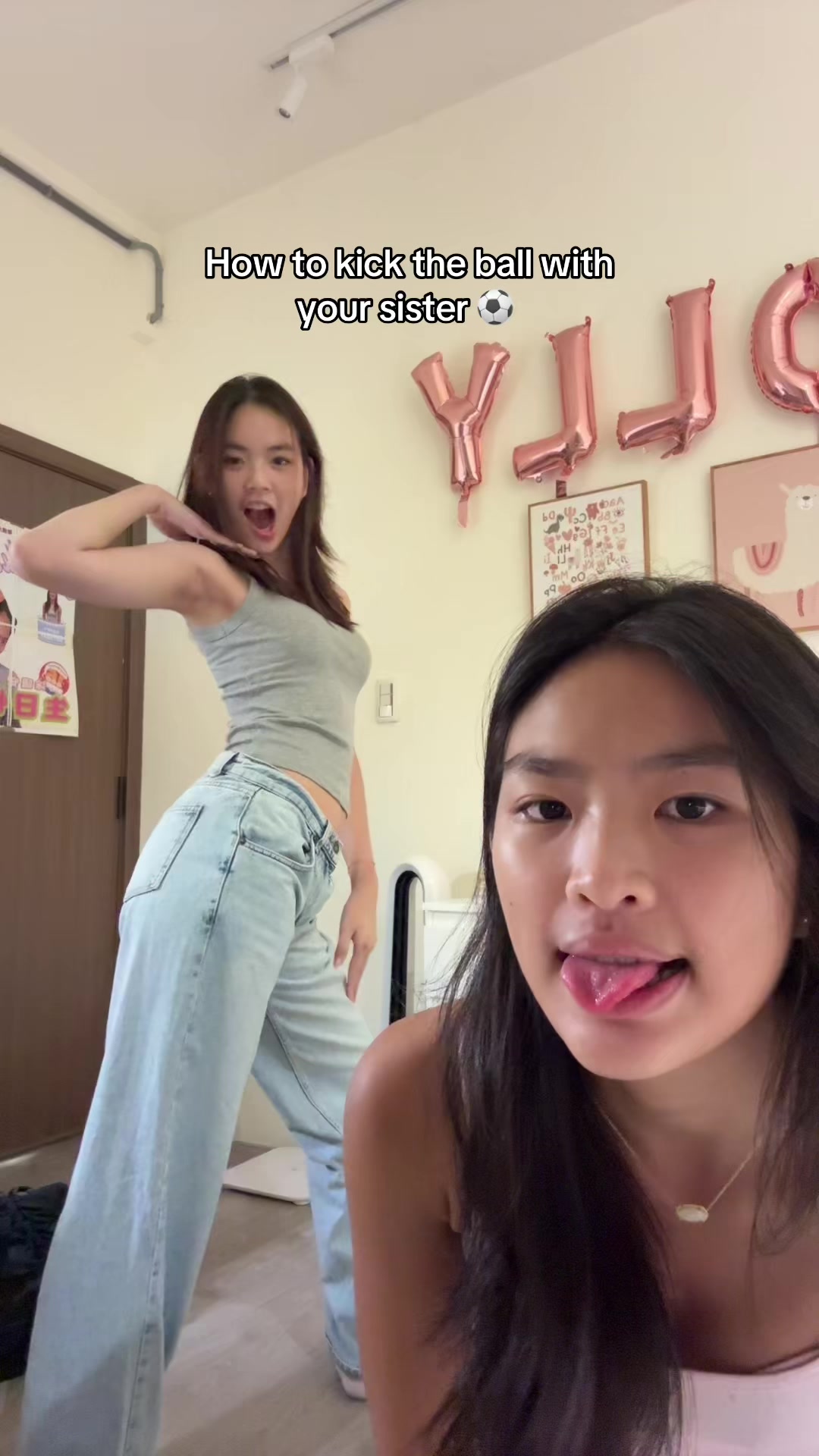 @Mollllly