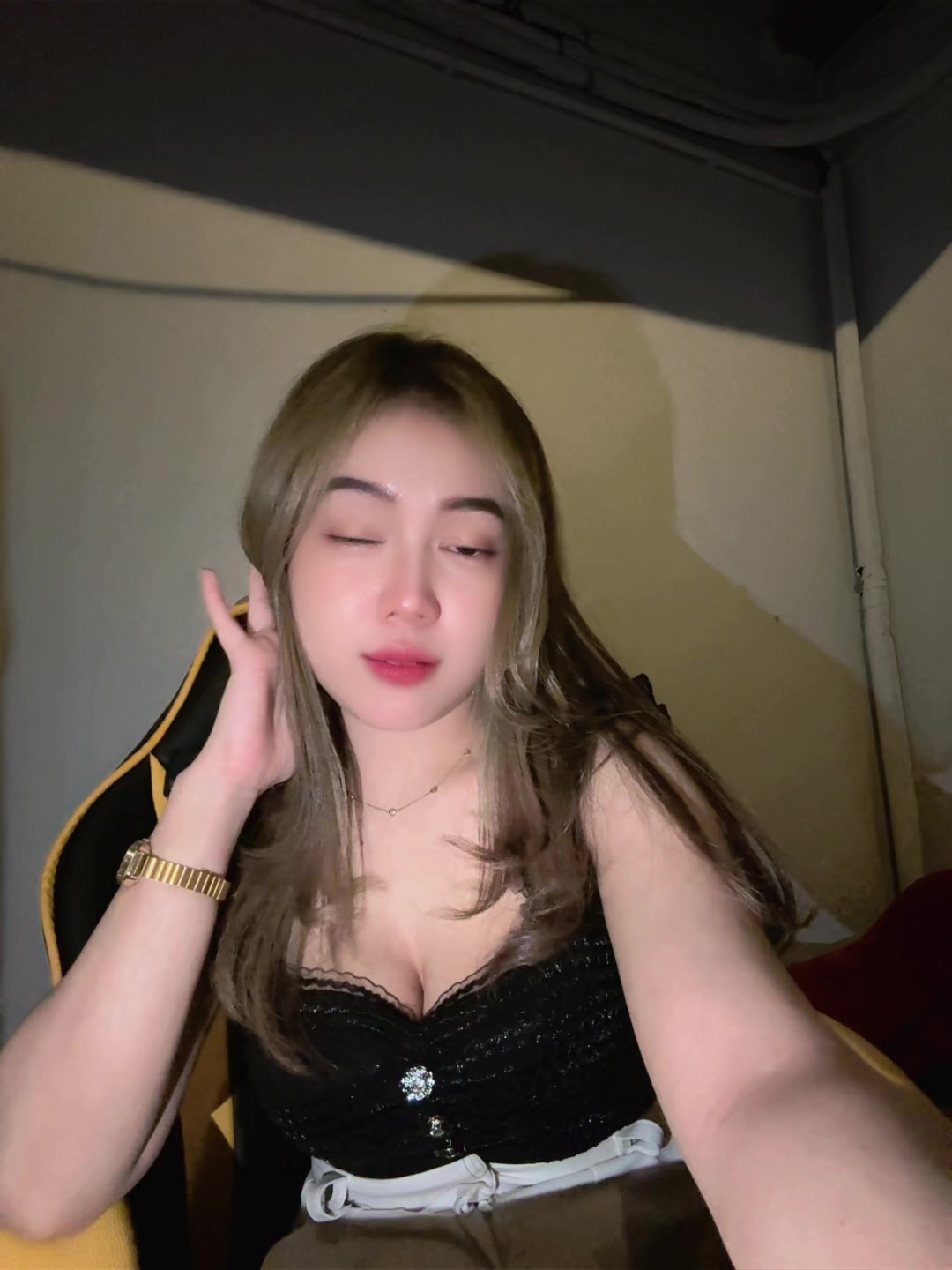 @slvyrose