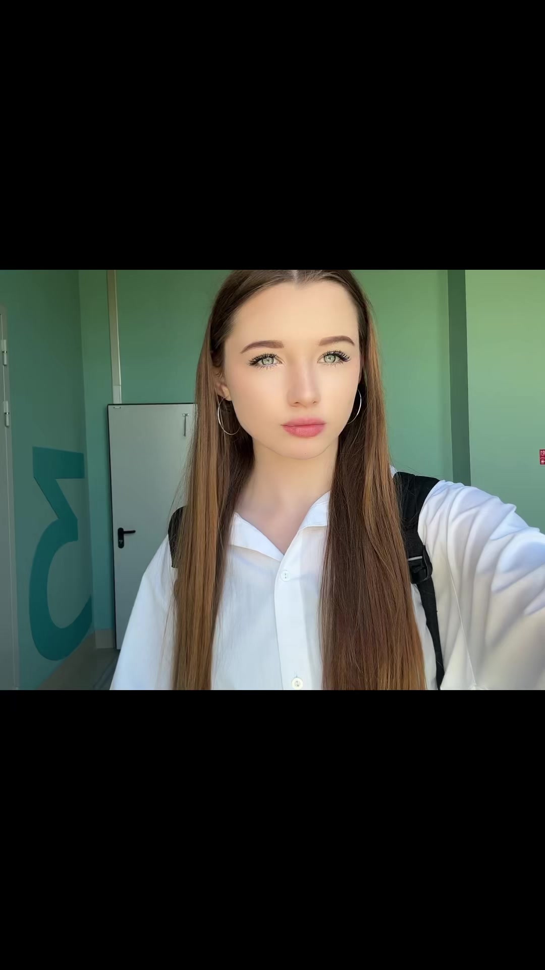 @диша