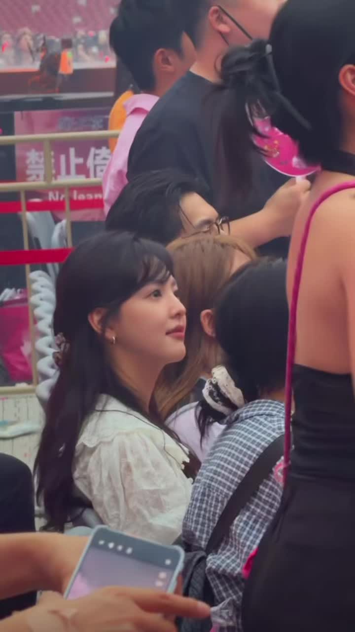 @๐๐ฎ๐จ๐ง๐๐ง/็ซ ่ฅๆฅ