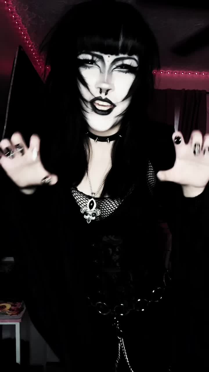 @HayHay•~•