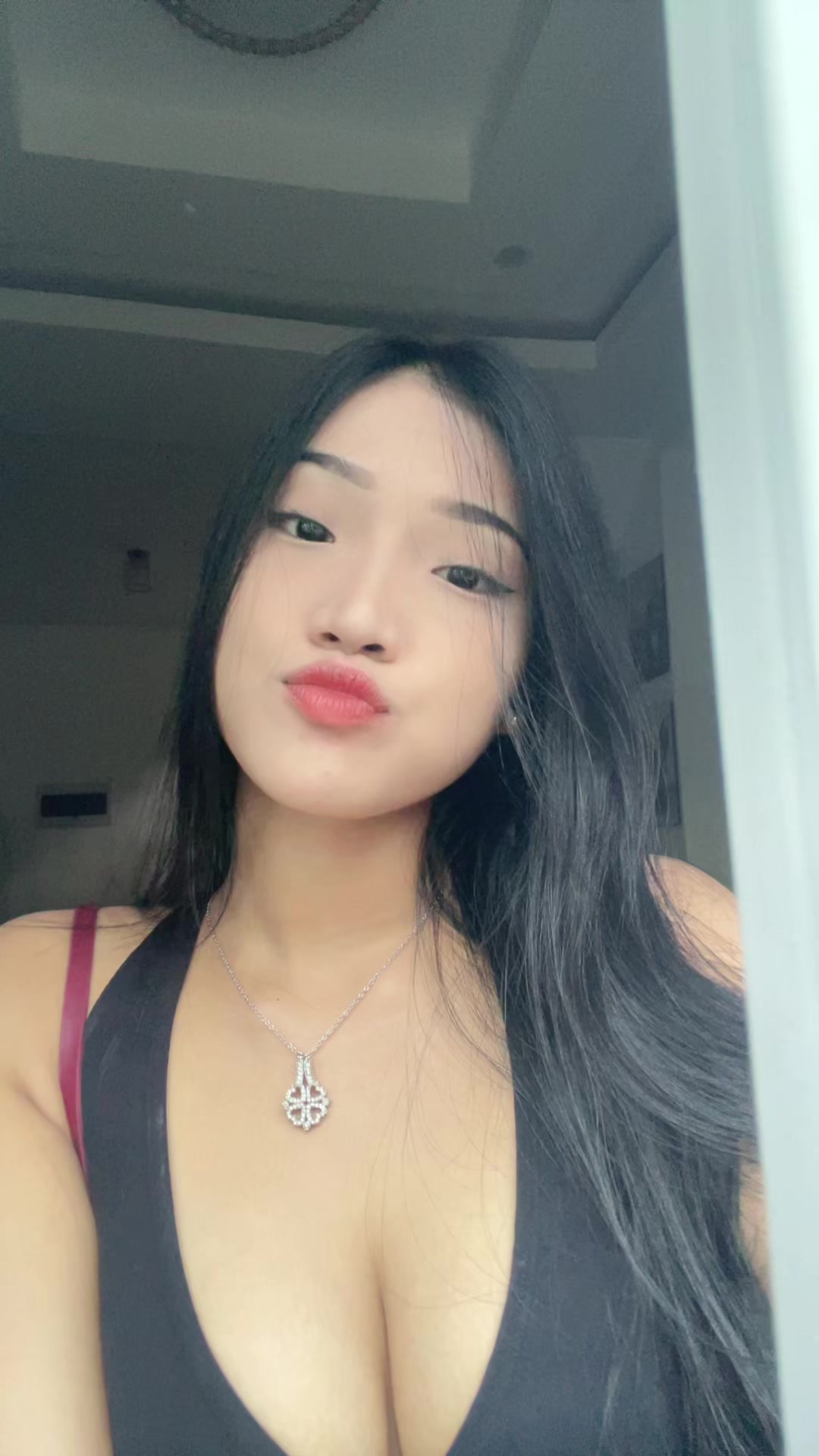 @lovemeforwhoiam