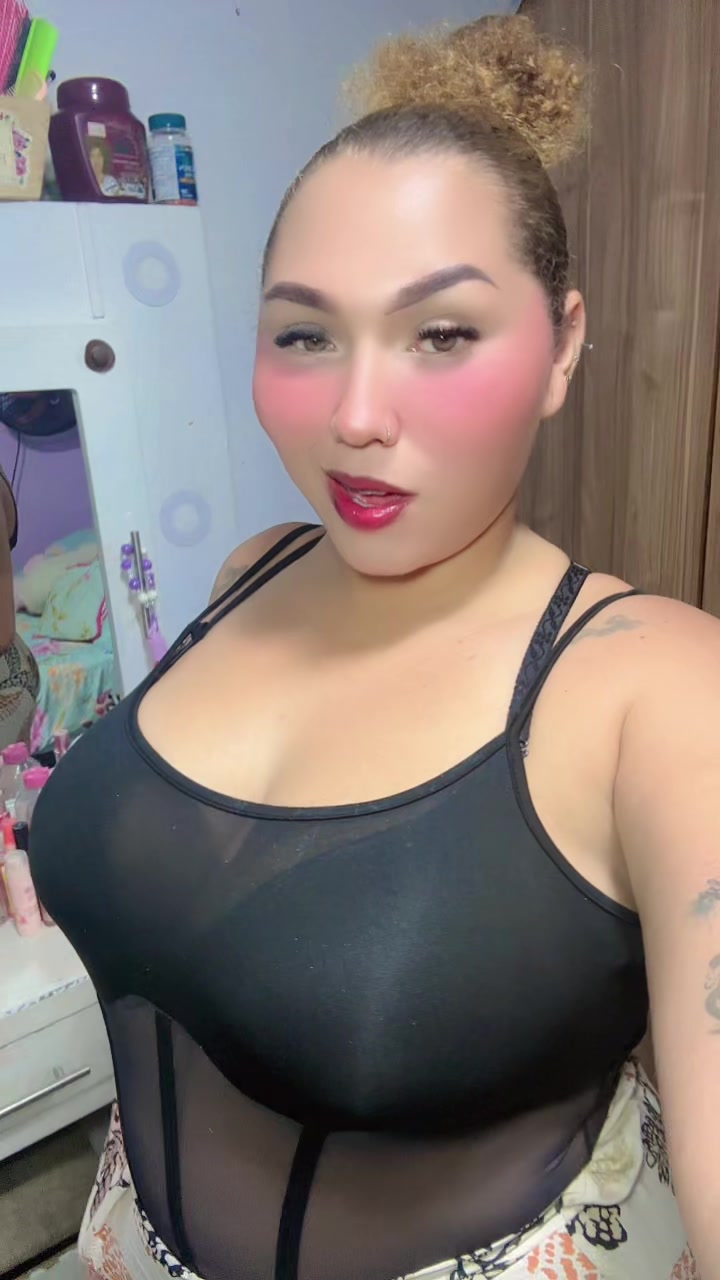 @Söfïïä🎀🔥