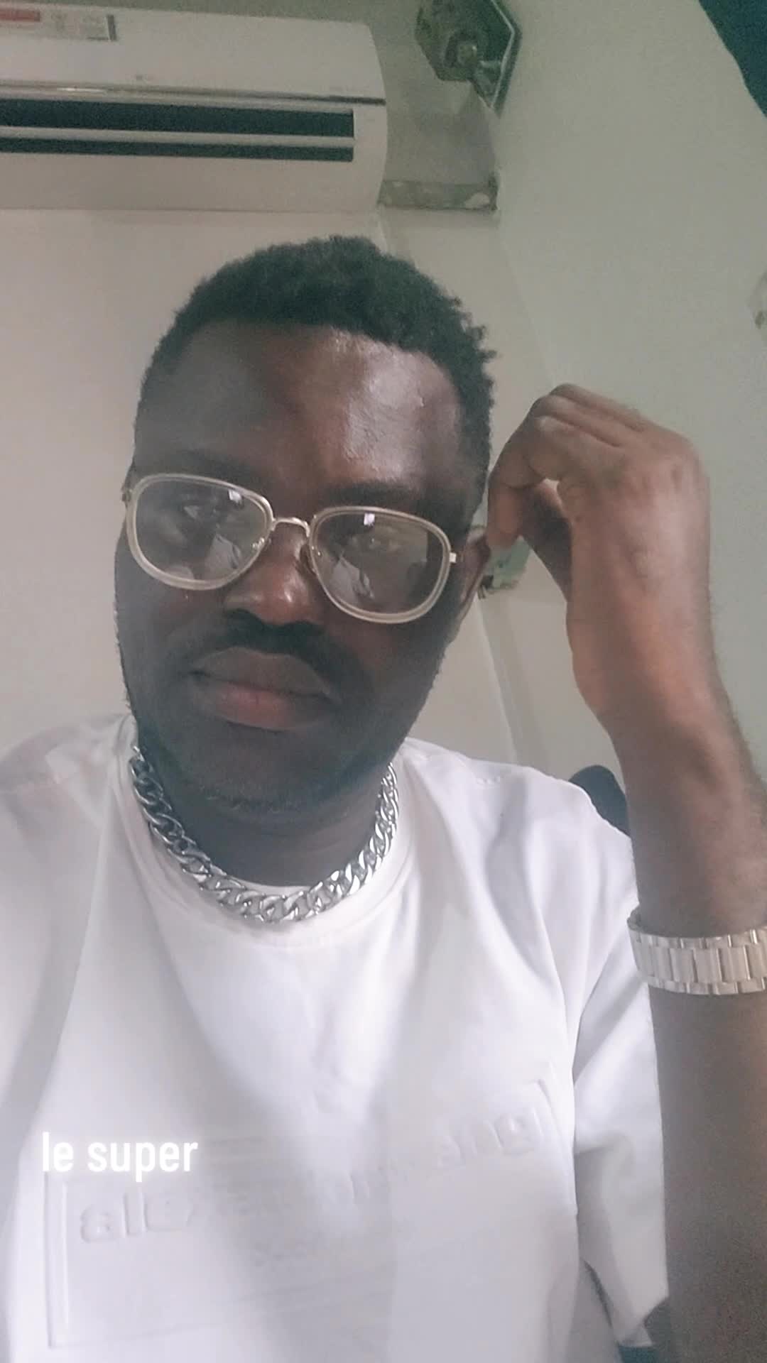 @YEYE ART LE SUPER 👑👑👑