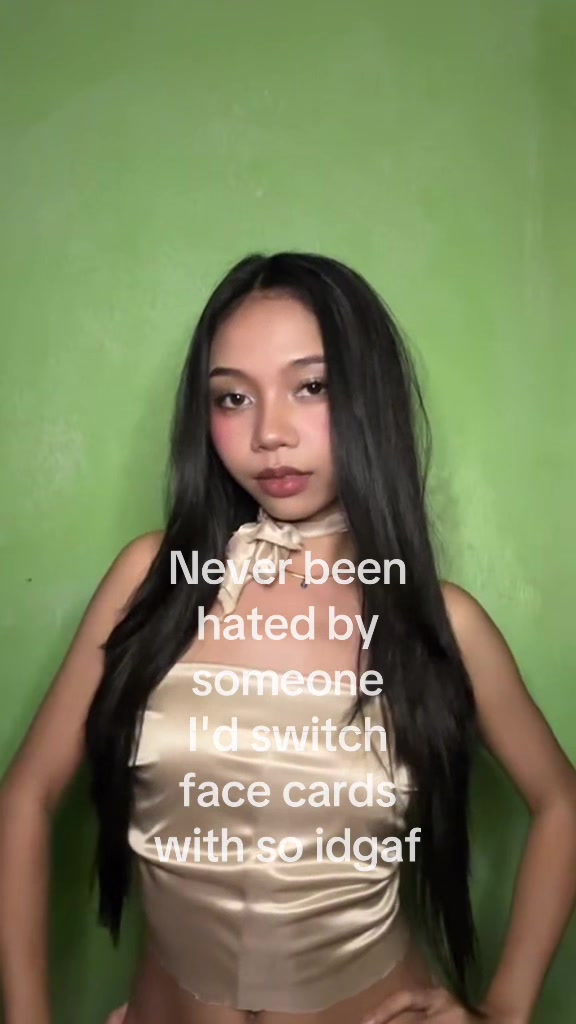 @blueee