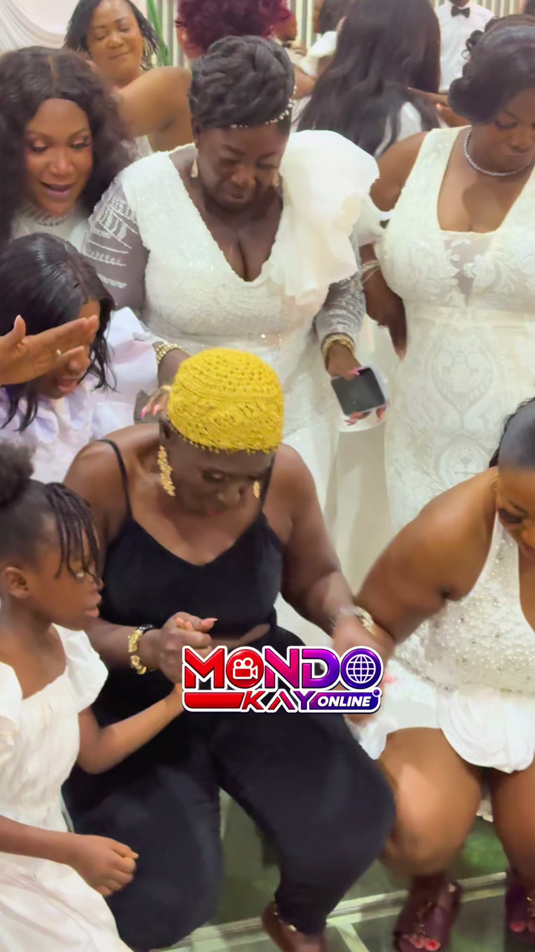@Mondo Kay Online