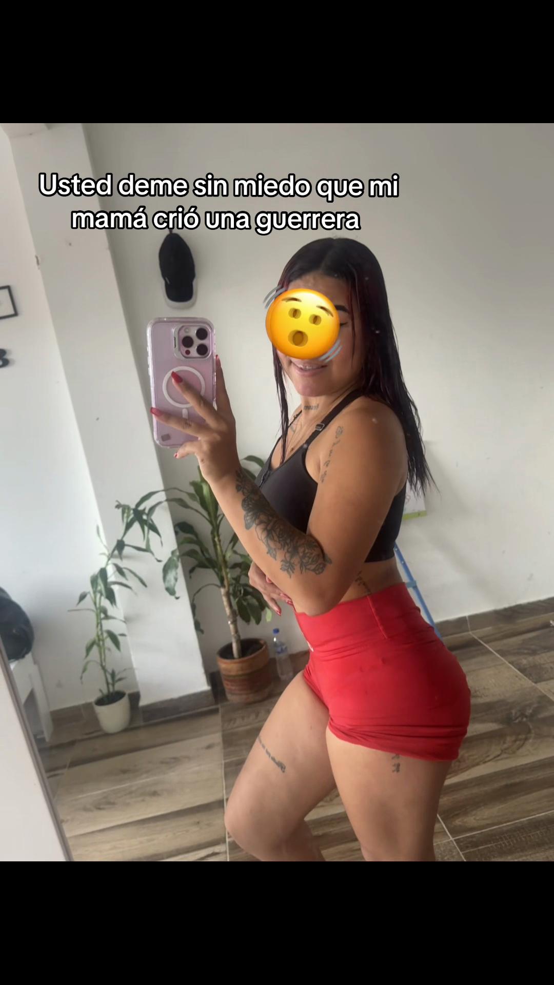 @Jessica🖤.!