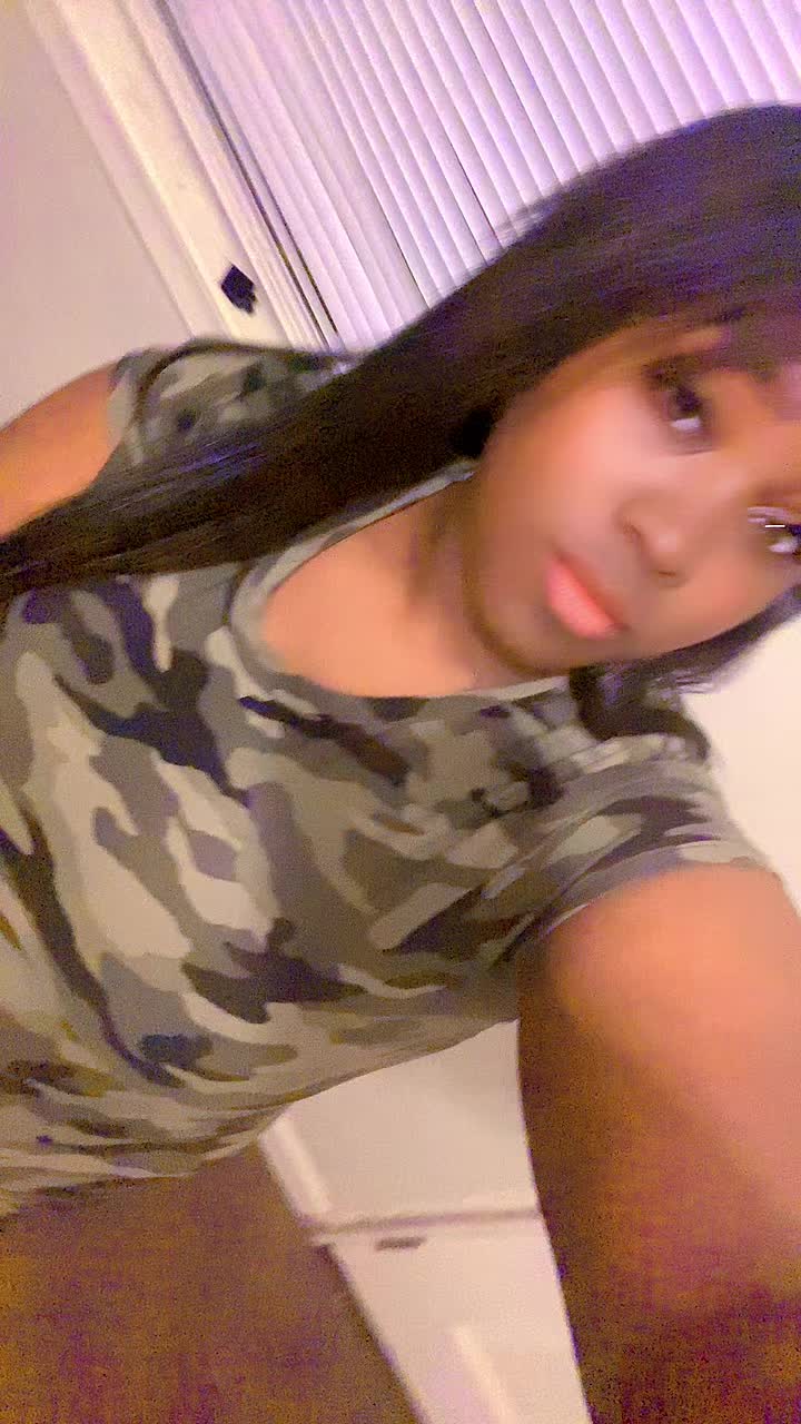 @Deeshort26