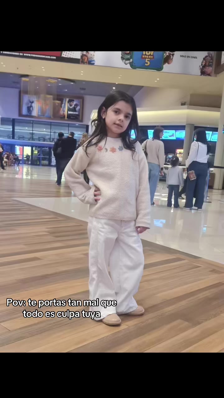 @Valentina&bull;