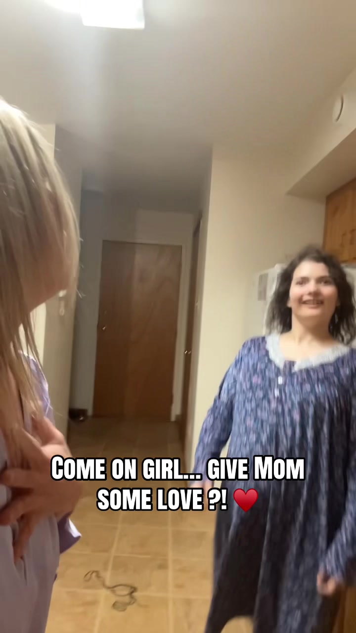 @Hotmomvibes