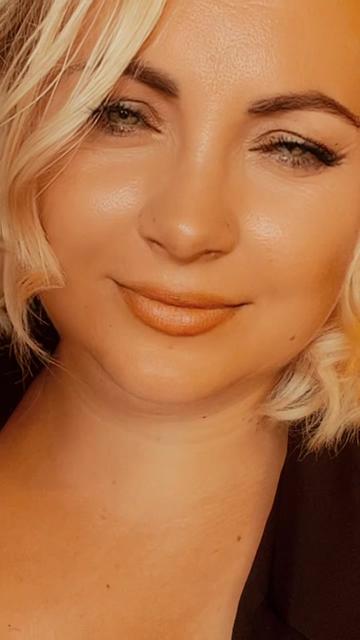 @Lili