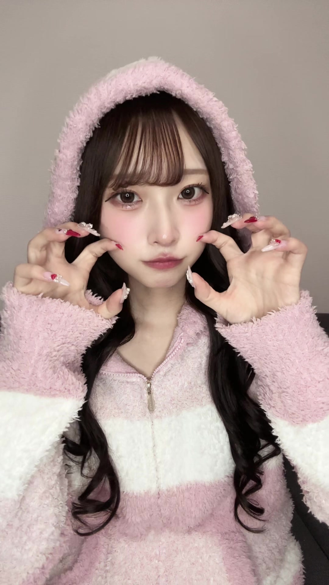 @みおん