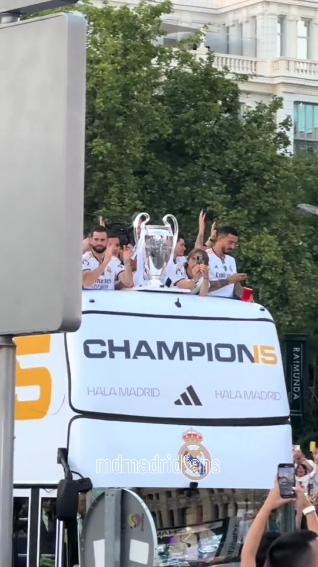 @MADRID FANS⚽