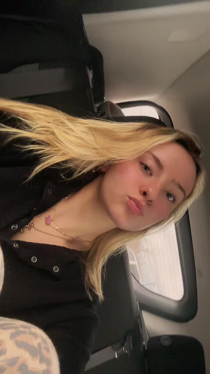 @Khloe🤍💐